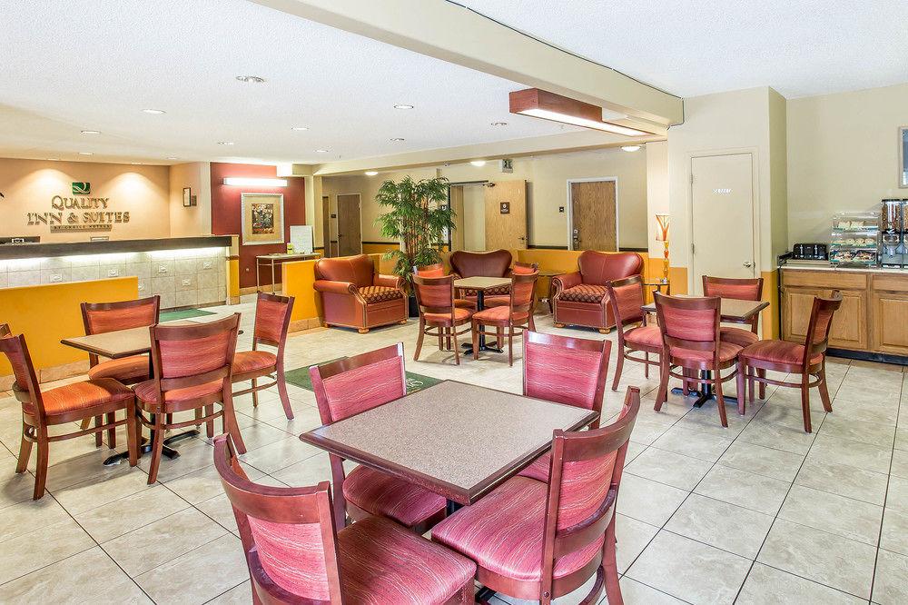 Quality Inn & Suites Lakewood - Denver Southwest Exteriör bild