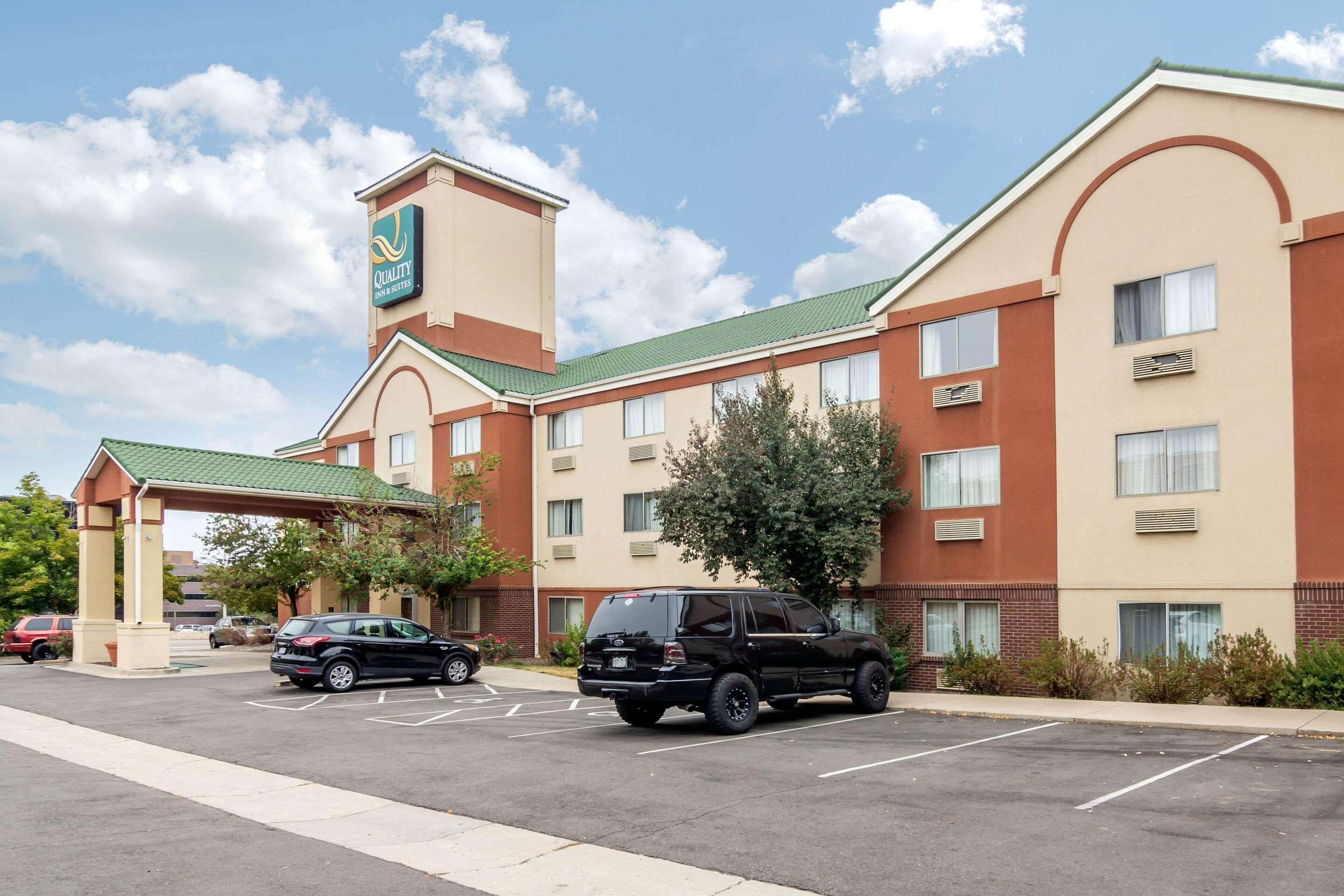 Quality Inn & Suites Lakewood - Denver Southwest Exteriör bild