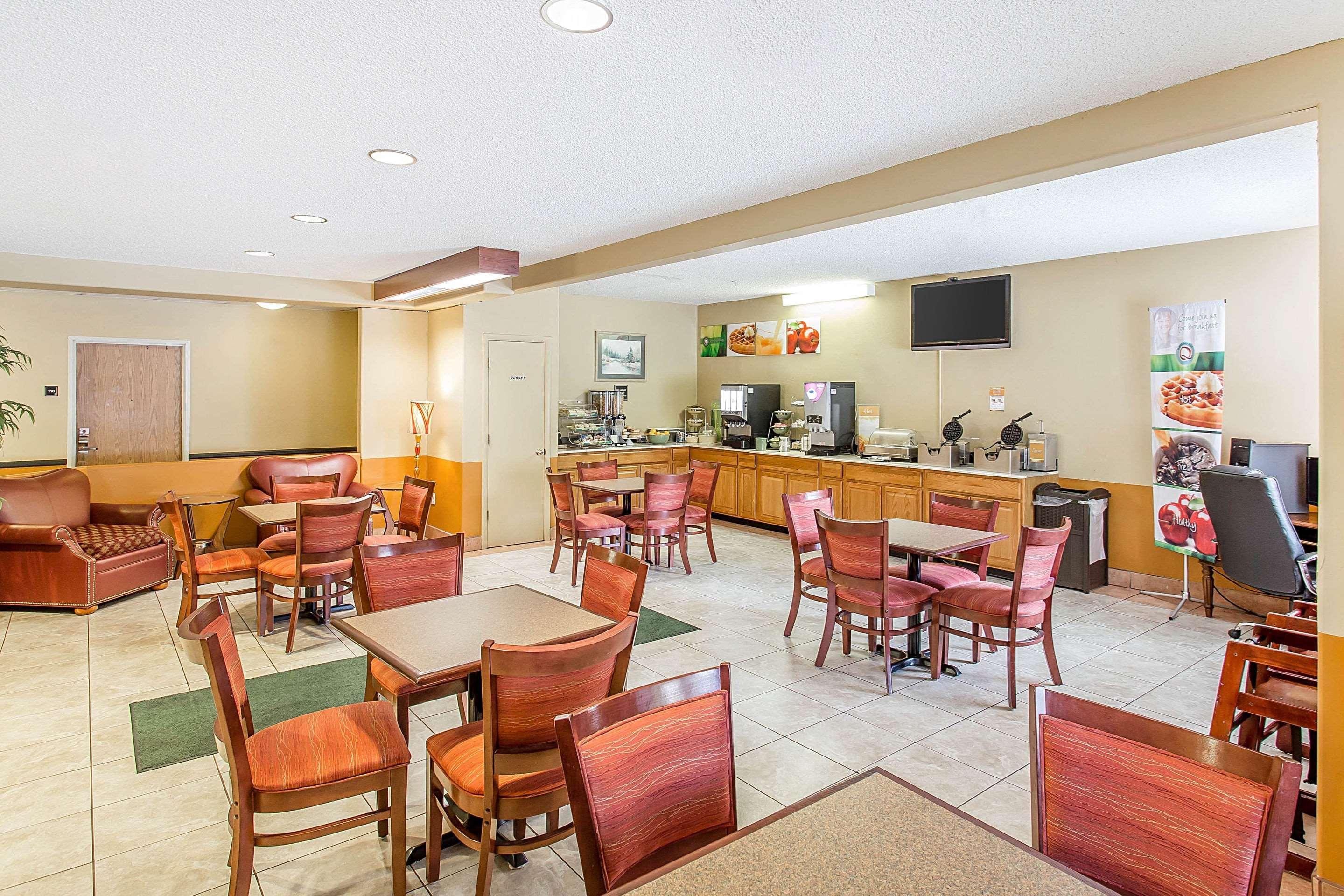Quality Inn & Suites Lakewood - Denver Southwest Exteriör bild