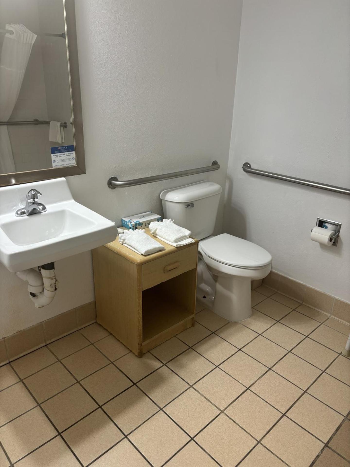 Quality Inn & Suites Lakewood - Denver Southwest Exteriör bild