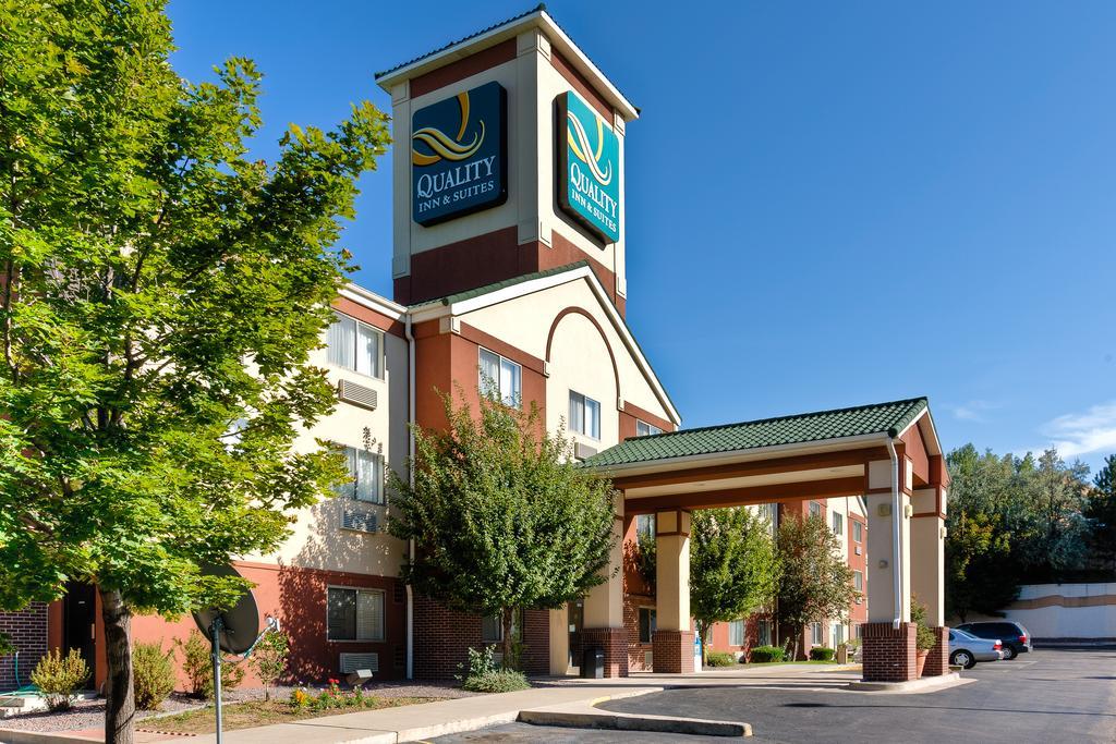 Quality Inn & Suites Lakewood - Denver Southwest Exteriör bild