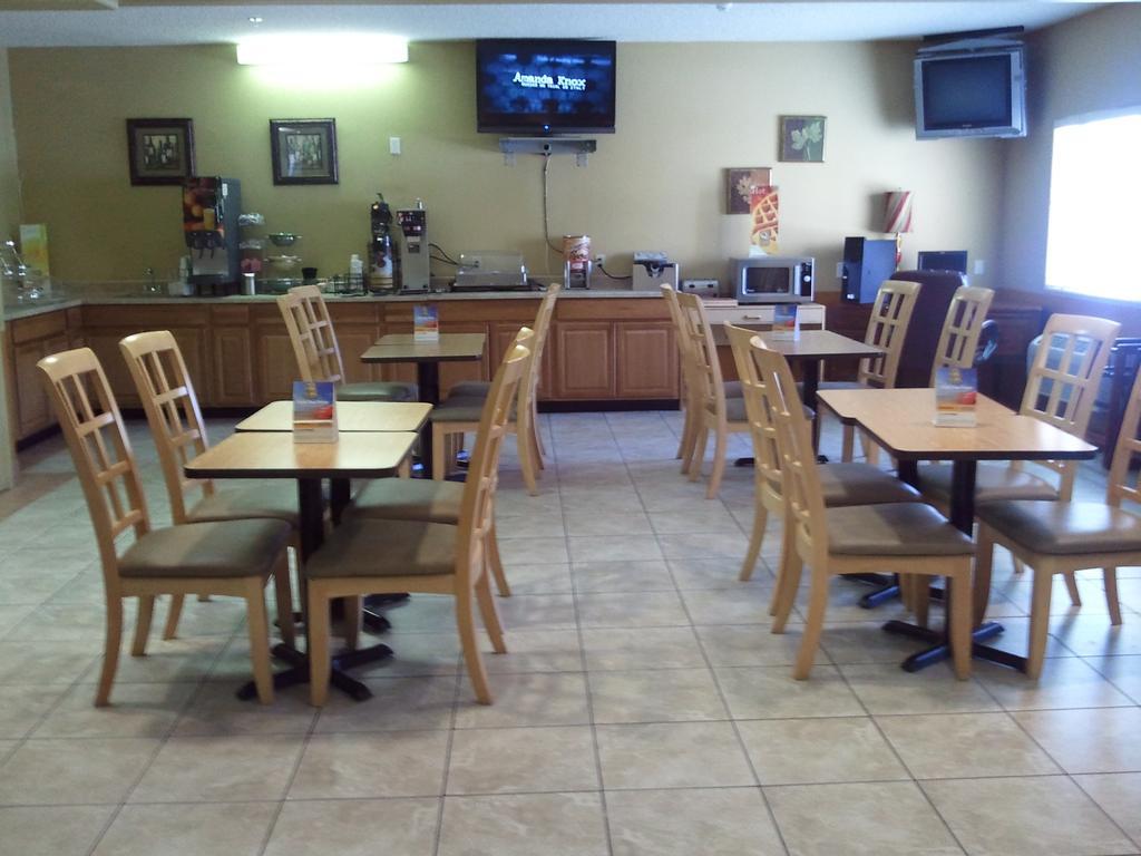 Quality Inn & Suites Lakewood - Denver Southwest Exteriör bild